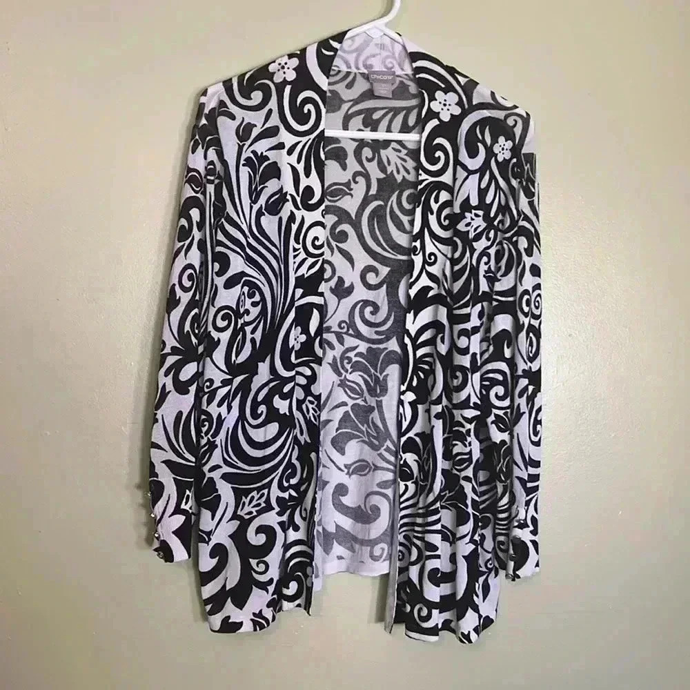 Women Chico,s 3 cardigan ,Flare sleeve Top